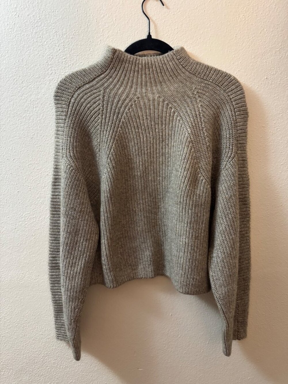 NWT H&M Chunky Ribbed Mock Neck Sweater XS Beige Taupe